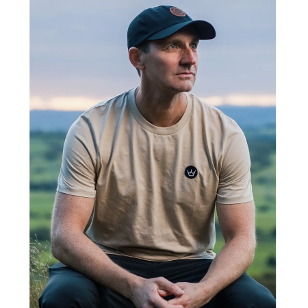 Футболка Peaty's T-Shirt, Embroidered Crown / Desert Dust, XL || Футболка Peaty's T-Shirt, Embroidered Crown / Desert Dust, XL