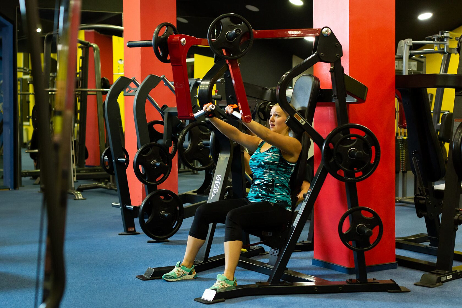 Новый зал спортивно-оздоровительного клуба «VIP Gym» в Черновцах || Новий зал спортивно-оздоровчого клубу "VIP Gym" у Чернівцях