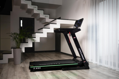 Бігова доріжка FitLogic T771