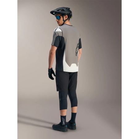 Джерси Alpinestars A-DURA RACE SS JERSEY BLACK, L || Джерсі Alpinestars A-DURA RACE SS JERSEY BLACK, L