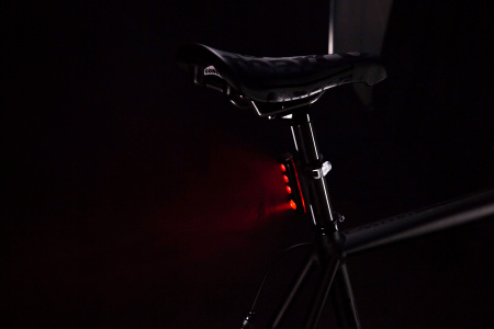 Мигалка задня Knog Blinder Road R70 70 Lumens Black