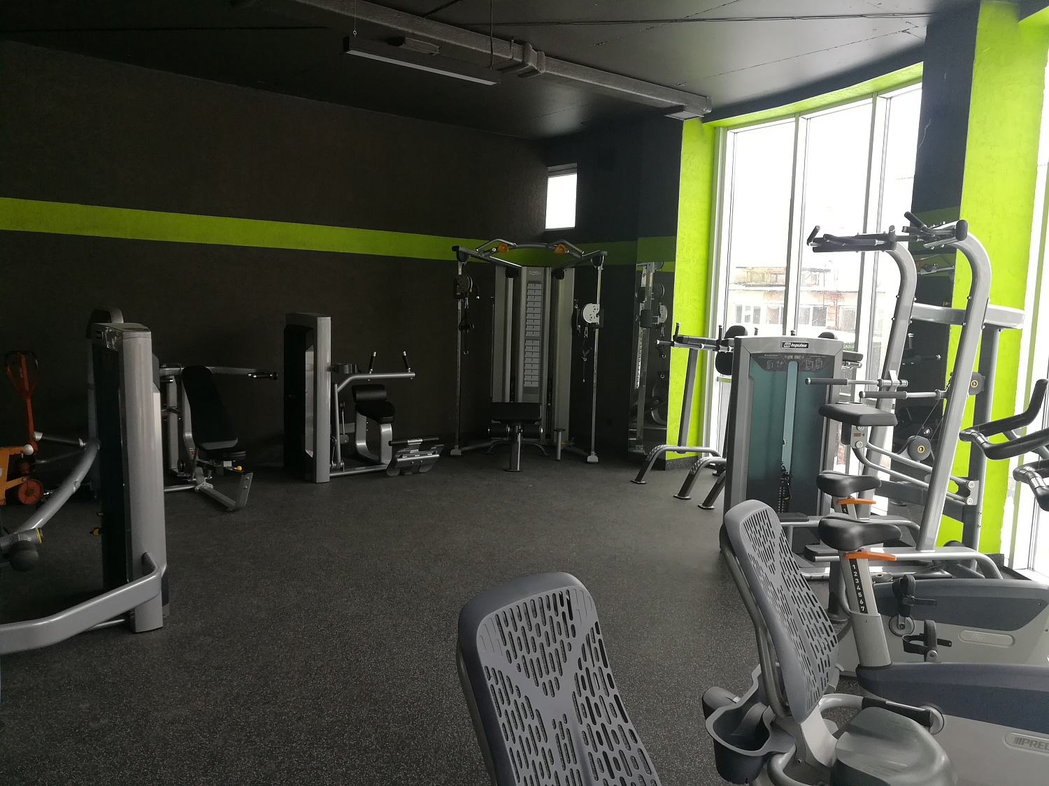 Фитнес-клуб новой волны LimeFitClub в Луцке || Фітнес-клуб нової хвилі LimeFitClub в Луцьку