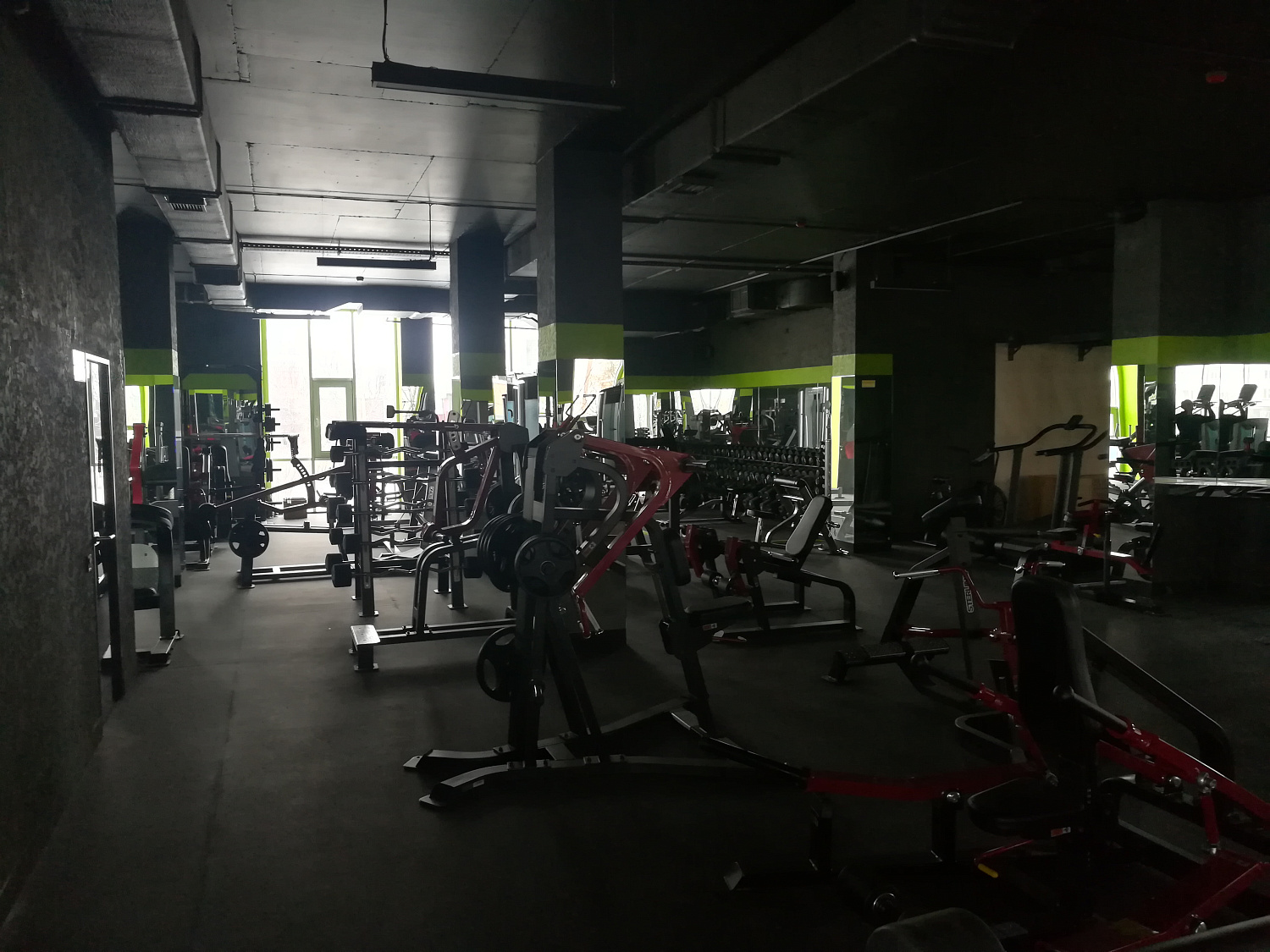 Фитнес-клуб новой волны LimeFitClub в Луцке || Фітнес-клуб нової хвилі LimeFitClub в Луцьку