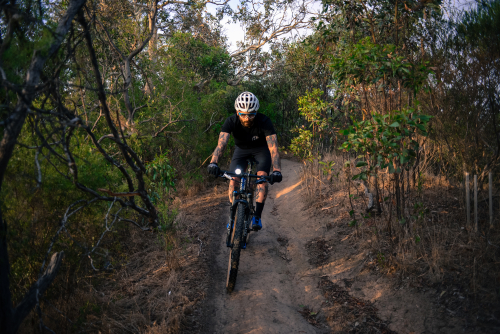 Фара Knog PWR Mountain 2000 Lumens POWERBANK