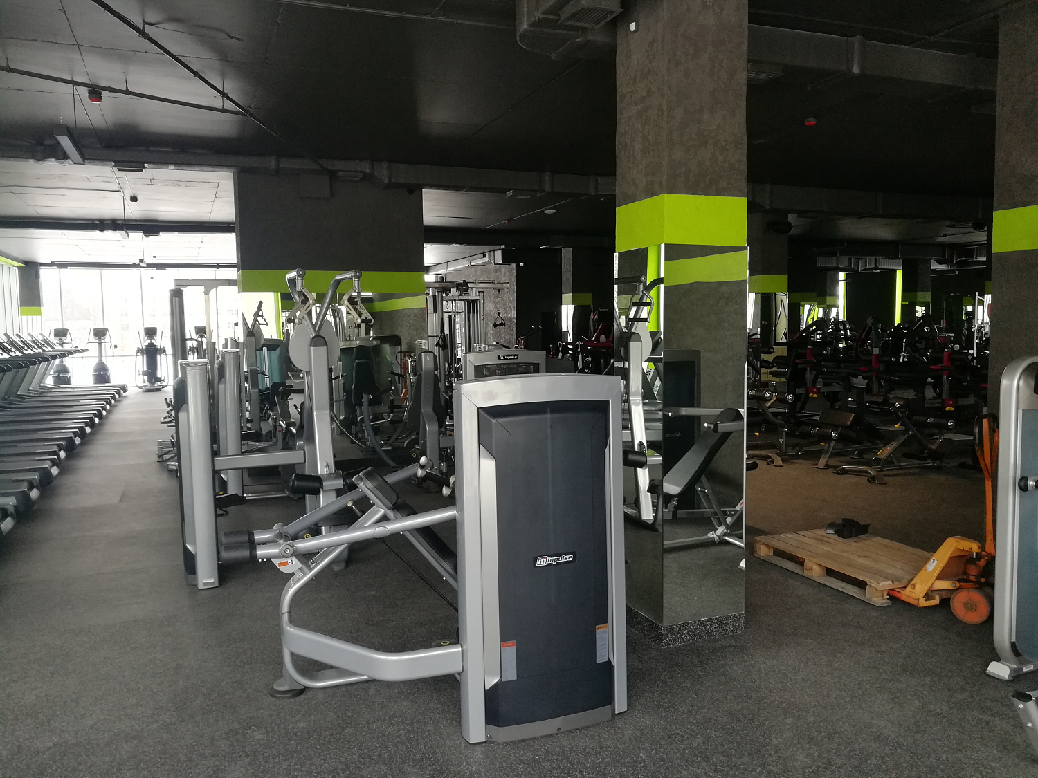 Фитнес-клуб новой волны LimeFitClub в Луцке || Фітнес-клуб нової хвилі LimeFitClub в Луцьку