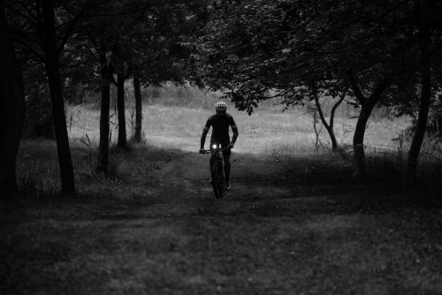 Фара Knog PWR Mountain 2000 Lumens POWERBANK