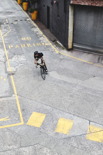 Комплект фара + набір кріплень Knog PWR Mountain Kit 2000 Lumens POWERBANK