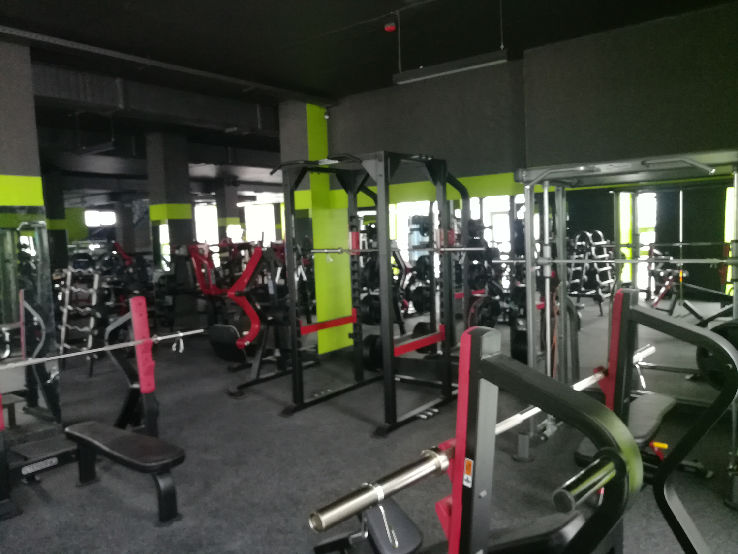 Фитнес-клуб новой волны LimeFitClub в Луцке || Фітнес-клуб нової хвилі LimeFitClub в Луцьку