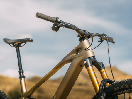 Електровелосипед MONDRAKER ZENDIT RR 29/27.5'' 170mm, DJI Avinox M2S 800Wh, Saturn, L 