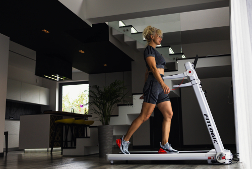 Бігова доріжка FitLogic T116W