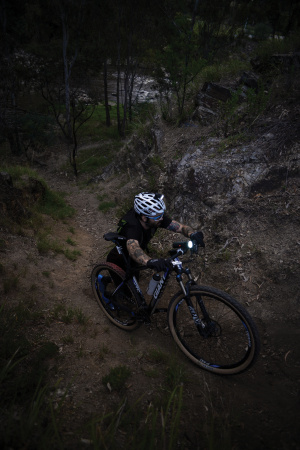 Фара Knog PWR Mountain 2000 Lumens POWERBANK