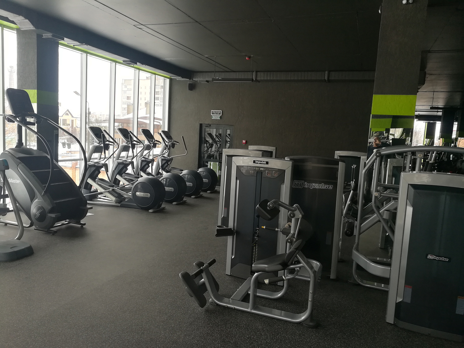 Фитнес-клуб новой волны LimeFitClub в Луцке || Фітнес-клуб нової хвилі LimeFitClub в Луцьку