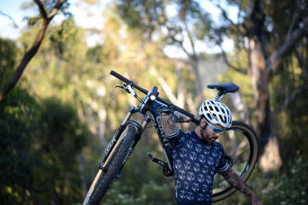 Фара Knog PWR Mountain 2000 Lumens POWERBANK