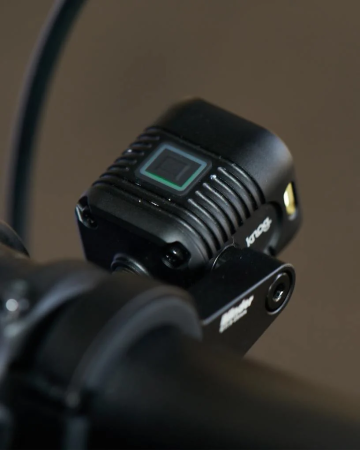 Фара Knog Blinder E 900
