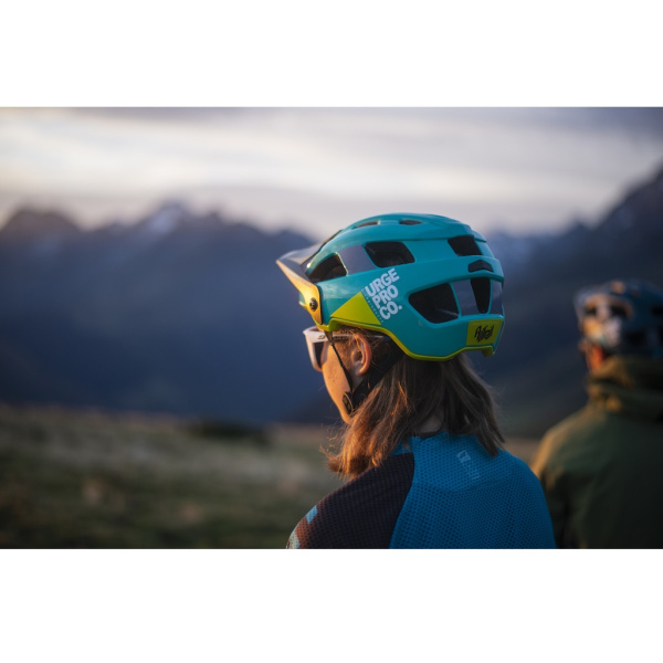 Шлем Urge AllTrail бирюзовый  L/XL, 59-63 см