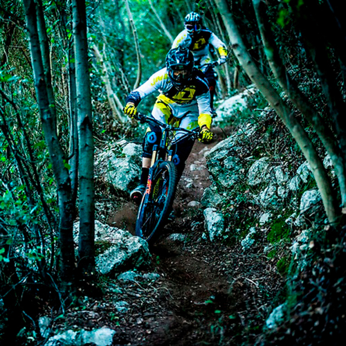 Покрышка Continental MudKing, 26"x2.30, 57-559, черная, не складная, BlackChili, Apex, Skin, 1100гр.