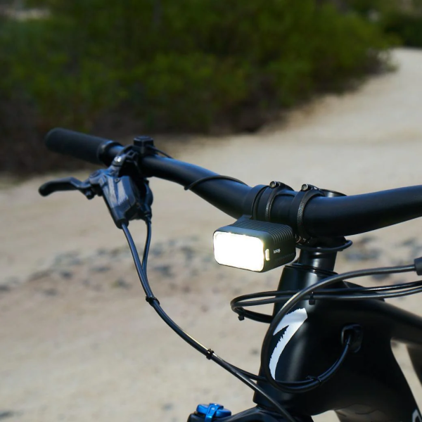 Фара Knog Blinder E 2300