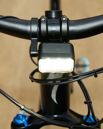 Фара Knog Blinder E 1800 || Фара Knog Blinder E 1800