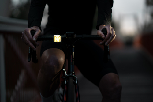 Мигалка задня Knog Blinder Square Rear 100 Lumens