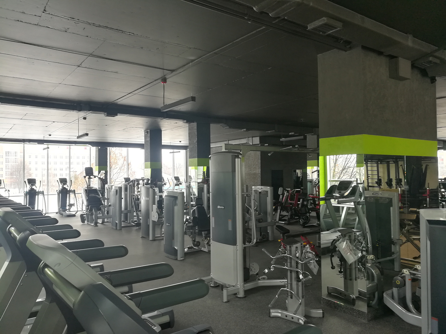 Фитнес-клуб новой волны LimeFitClub в Луцке || Фітнес-клуб нової хвилі LimeFitClub в Луцьку